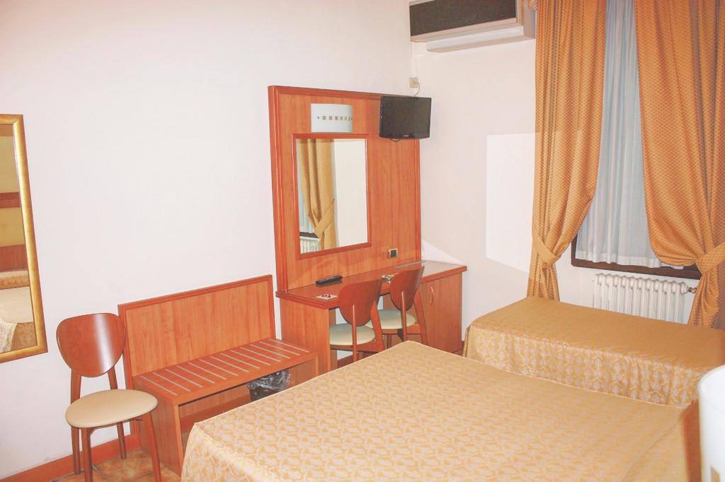 Piccolo Hotel Milano Dış mekan fotoğraf